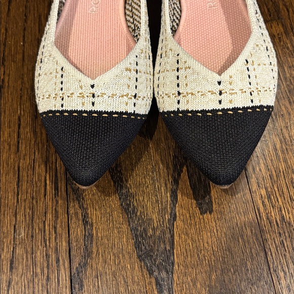Rothy's Black and Cream Pointed Flats size 7 - Picture 2 of 10